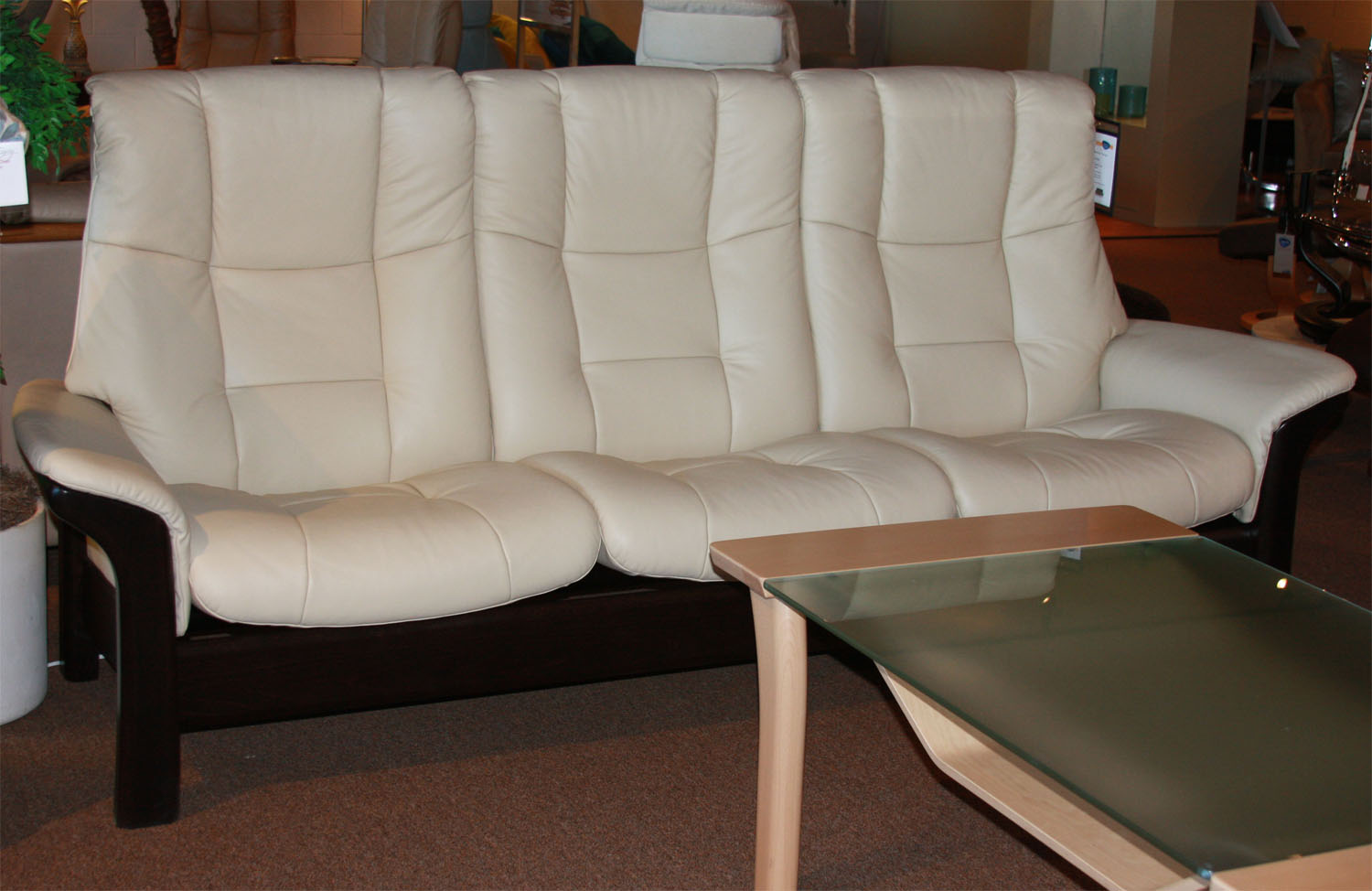 Stressless Paloma Kitt 09432 Leather Color Buckingham Sofa from Ekornes