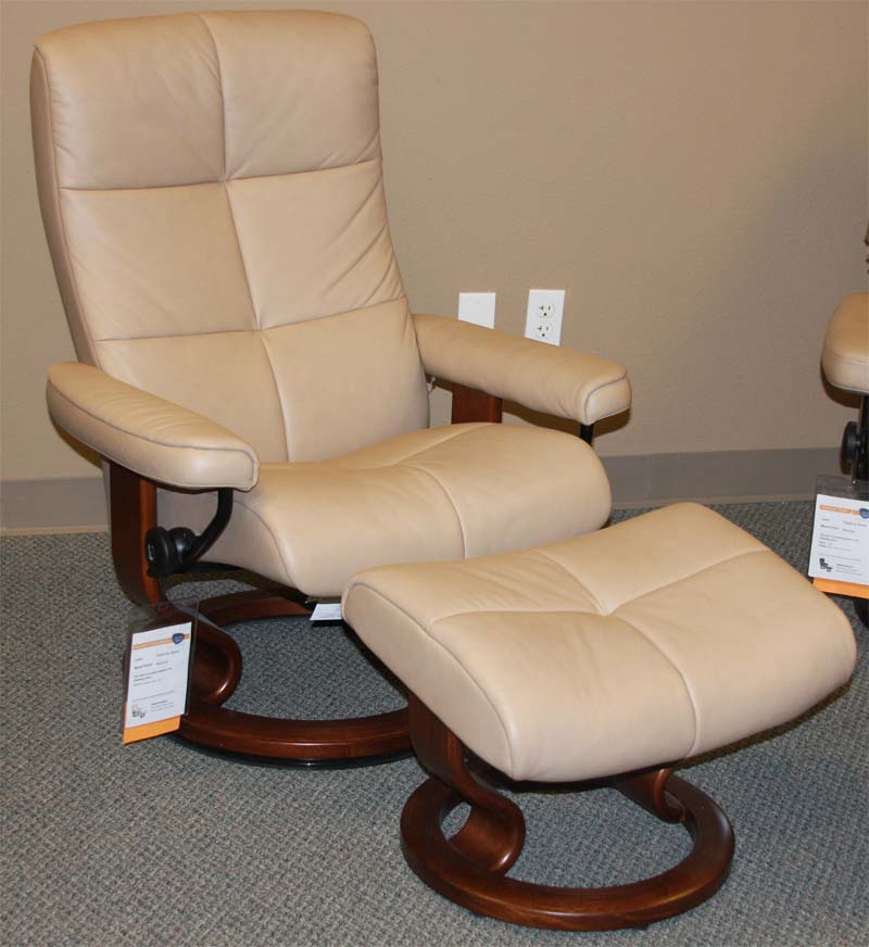 Stressless Paloma Sand 09421 Leather Color from Ekornes